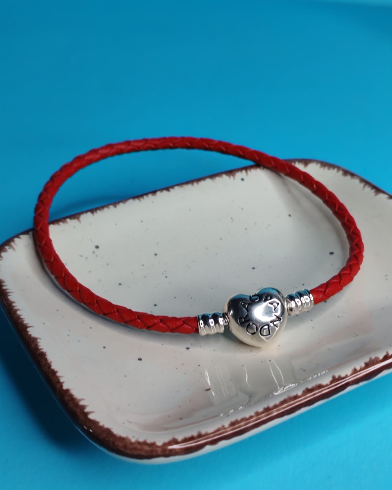 Pulsera Cuero Rojo Broche Corazòn