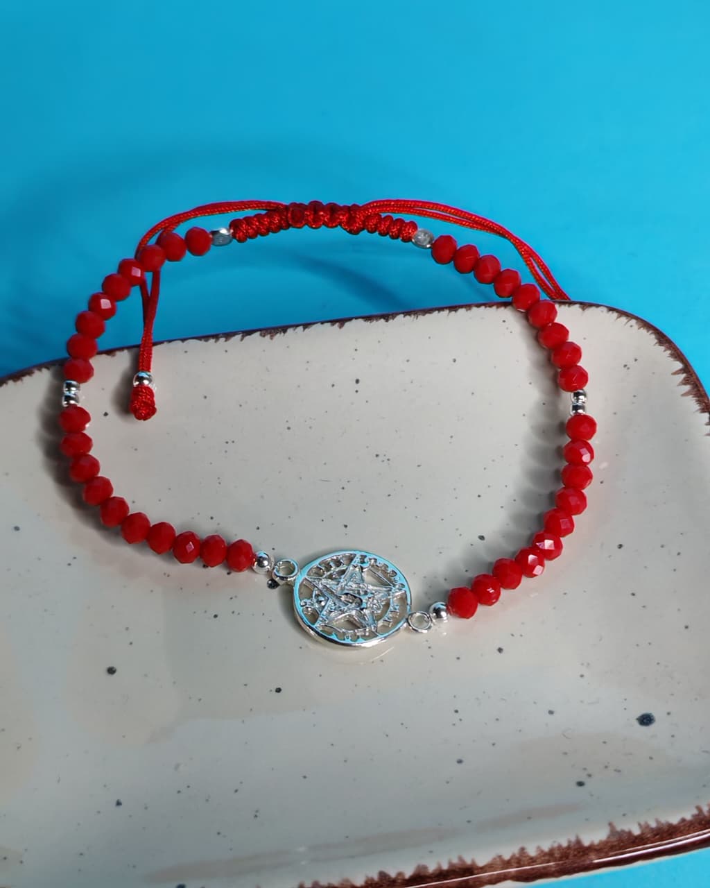 Pulsera De Protecciòn Hilo Rojo Con Cristales Rojo Tetagramatòn