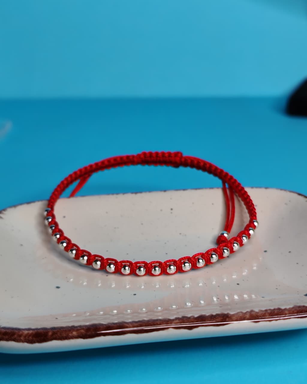 Pulsera De Portecciòn Hilo Rojo Bolitas Juntas