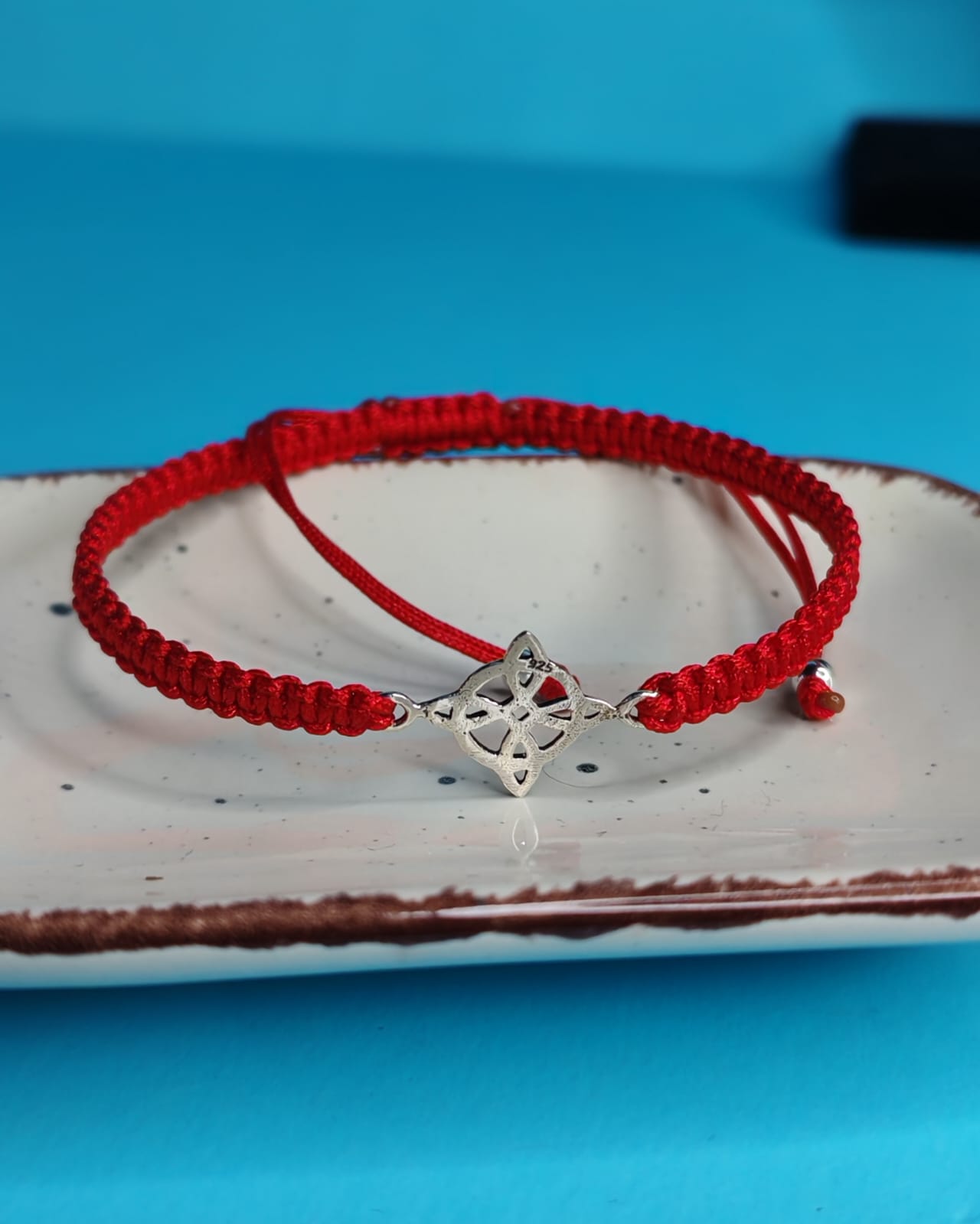 Pulsera De Protecciòn Hilo Rojo Nudo De Bruja