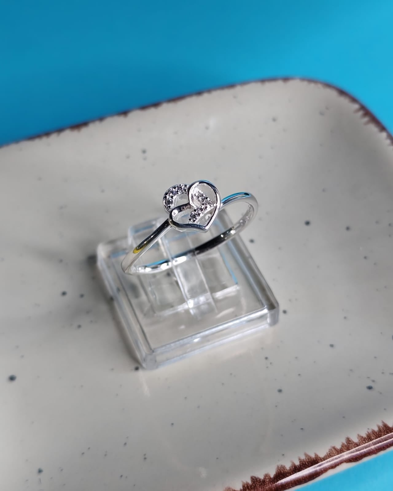 Anillo Corazones Microcircones