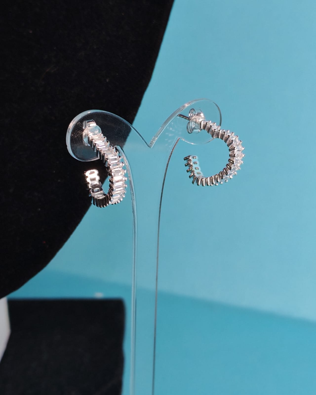 Aro Con Tornillo Medio Corazon Con Circones