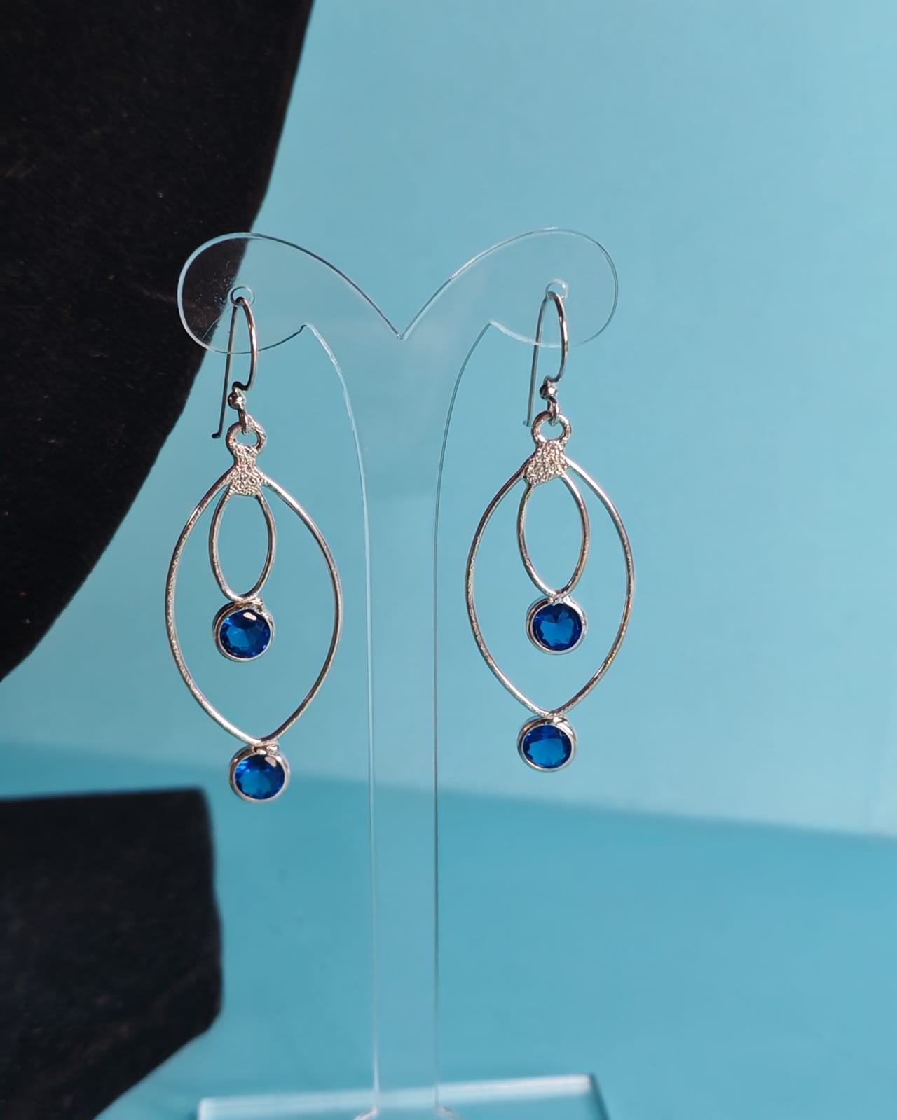 Aro Doble Circòn Azul Largo