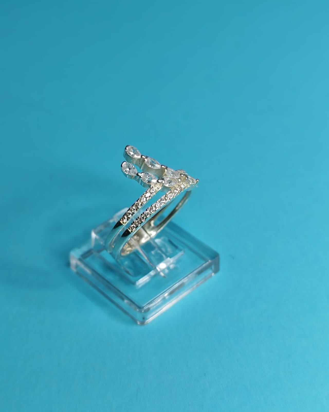 Anillo Doble Linea Microcircones Talla 14
