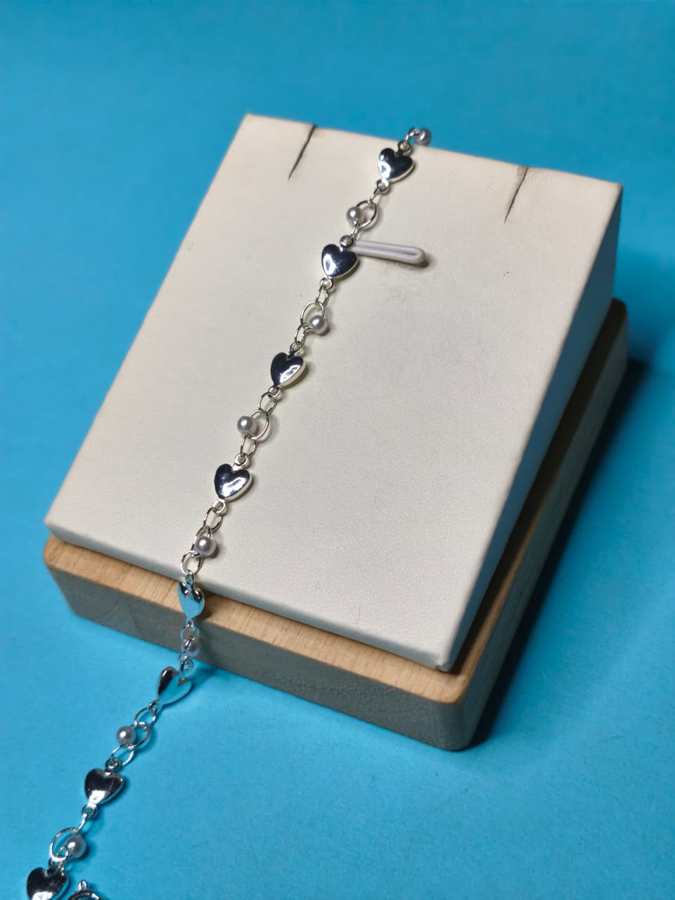 Pulsera Corazones Inflados Con Enganche Perla Blanca