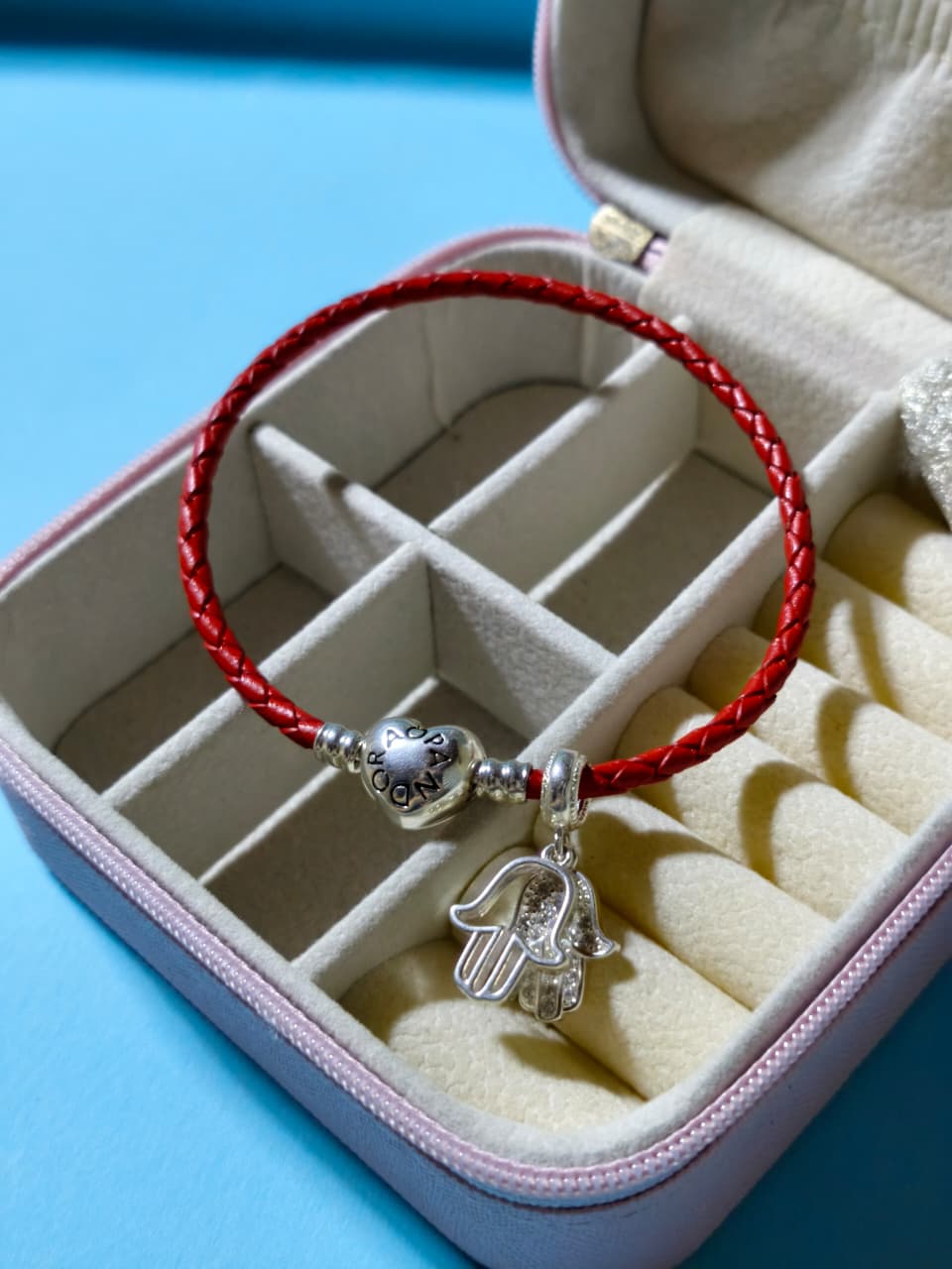 Pulsera Cuero Rojo Cierre Corazon Con Charms Mano de Fatima