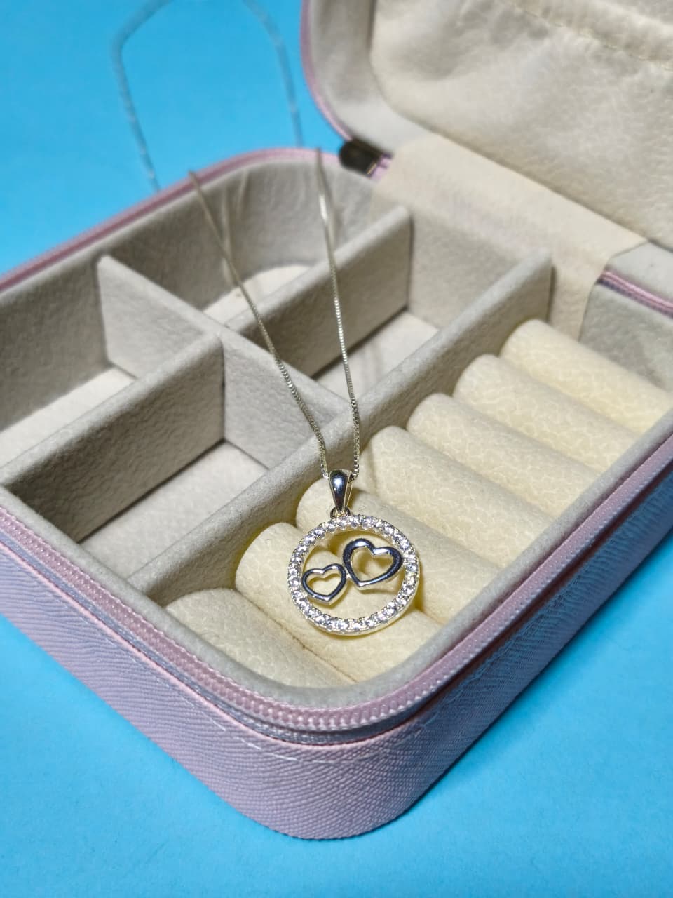 Collar Doble Corazon Con Circulo De Microcircones
